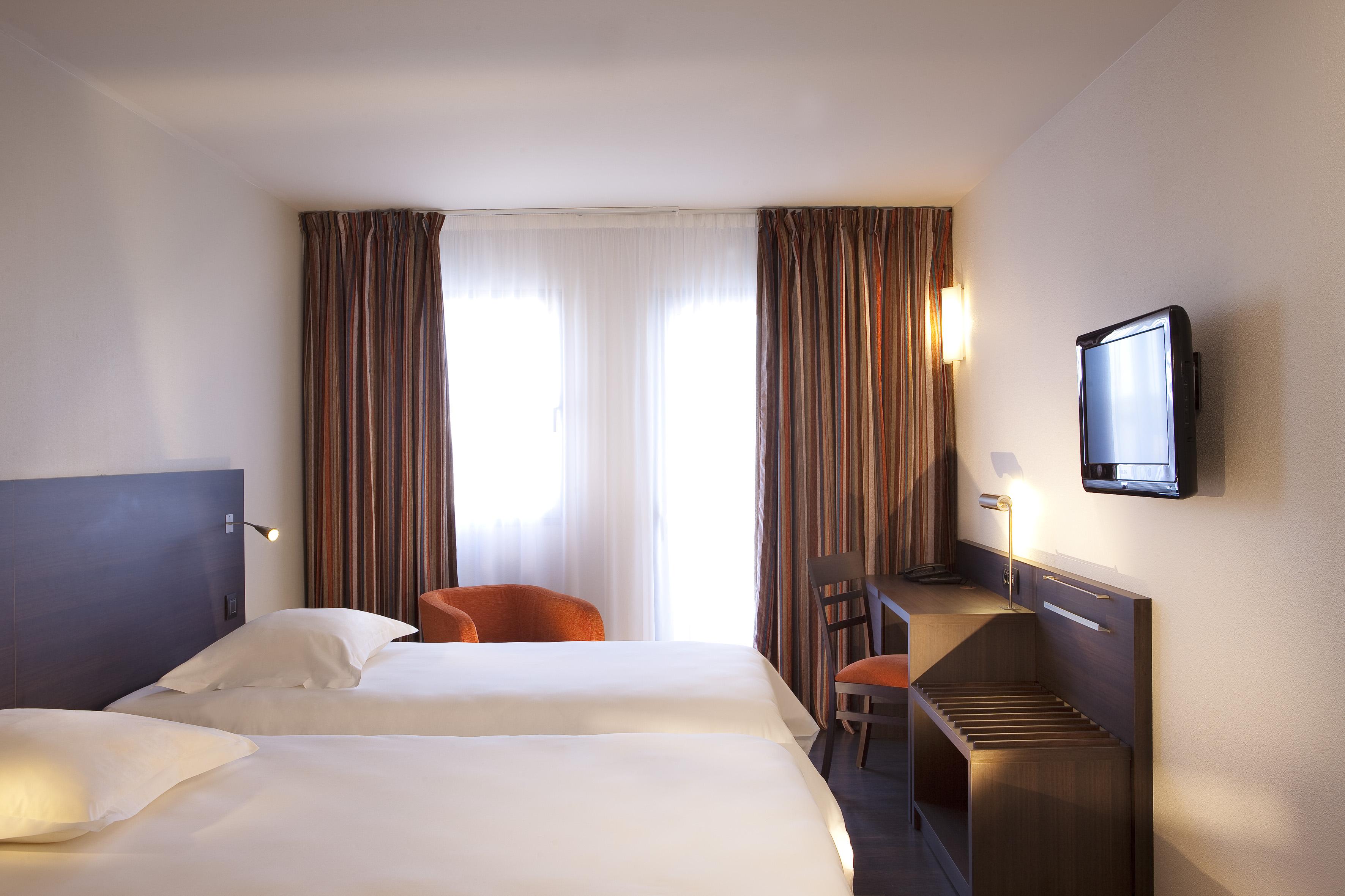 Escale Oceania Pornichet La Baule Hotell Exteriör bild