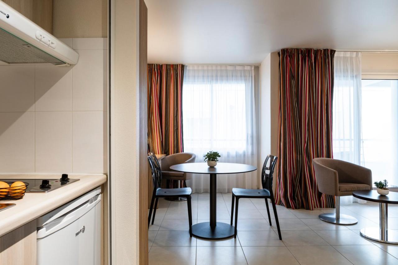 Escale Oceania Pornichet La Baule Hotell Exteriör bild