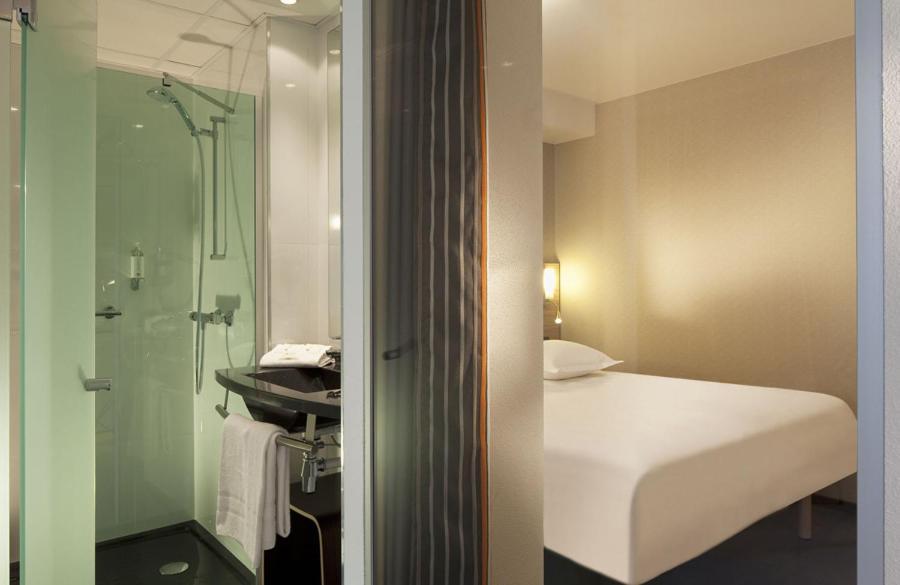 Escale Oceania Pornichet La Baule Hotell Rum bild